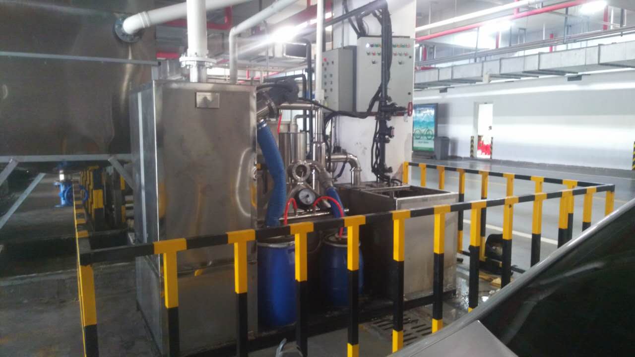 全自動密封提升隔油器 全自動密封提升隔油器